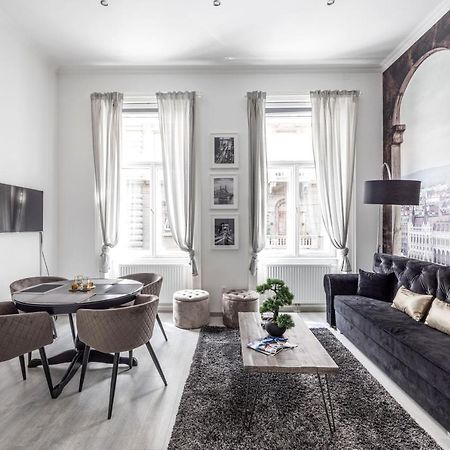 Mystic Dreamy Apartment Будапеща Екстериор снимка